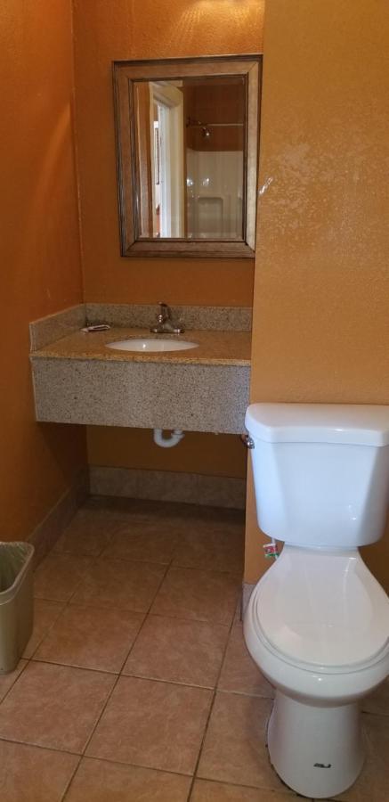 Budget Inn Magnolia Kültér fotó